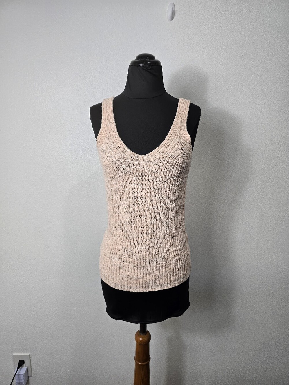 Madewell Knit V-Neck Tank in Blush Pink